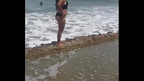 Disfrutando d la playa no se pierdan el final ya mi t&iacute;o nose aguanto